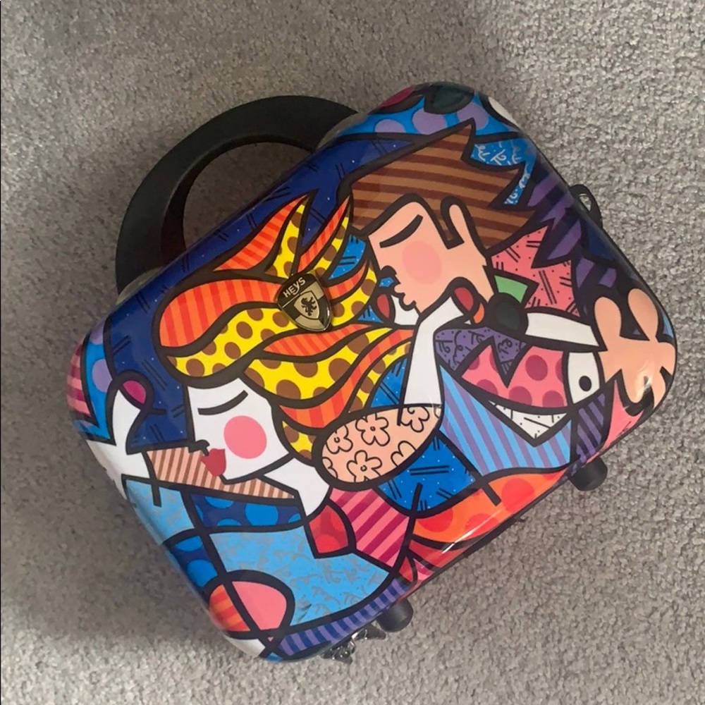 Romero Britto Hard Suitcase accessory bag